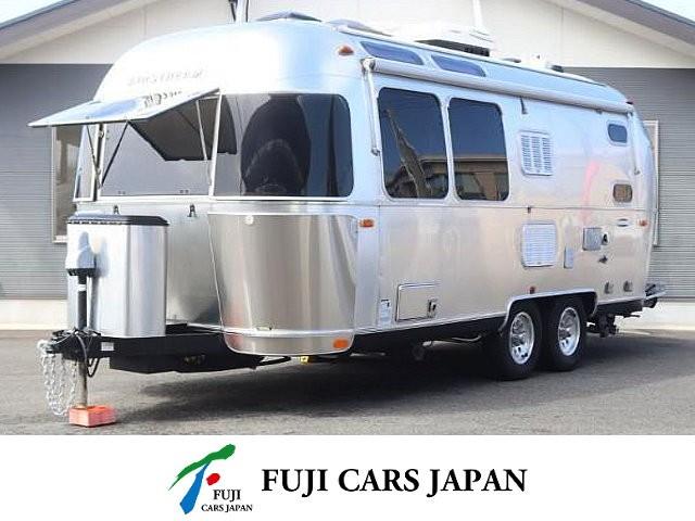キャンピングカー トレーラー エアストリーム インターナショナルセレニティ23CB