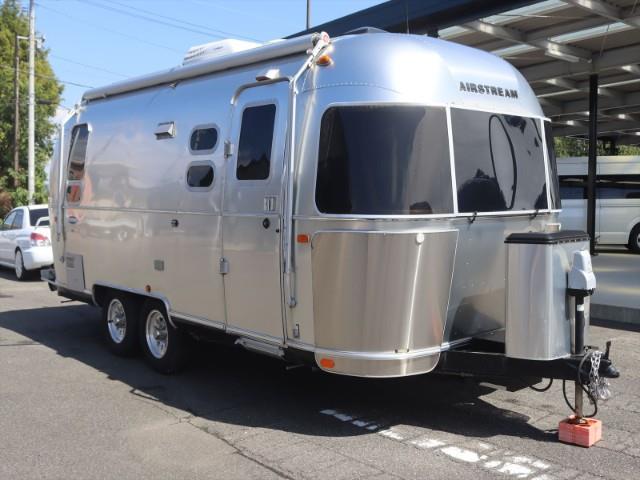キャンピングカー トレーラー ｴｱｽﾄﾘｰﾑ ｲﾝﾀｰﾅｼｮﾅﾙｾﾚﾆﾃｨ23CB