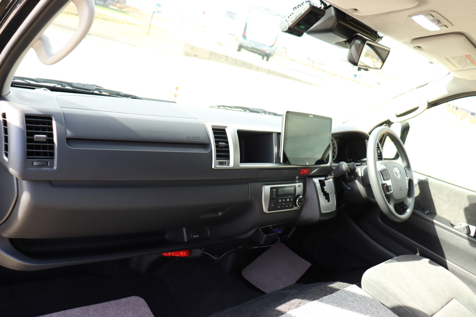 キャンピングカー バンコン ﾊｲｴｰｽ FOCS DS-F 4WD FFﾋｰﾀｰ