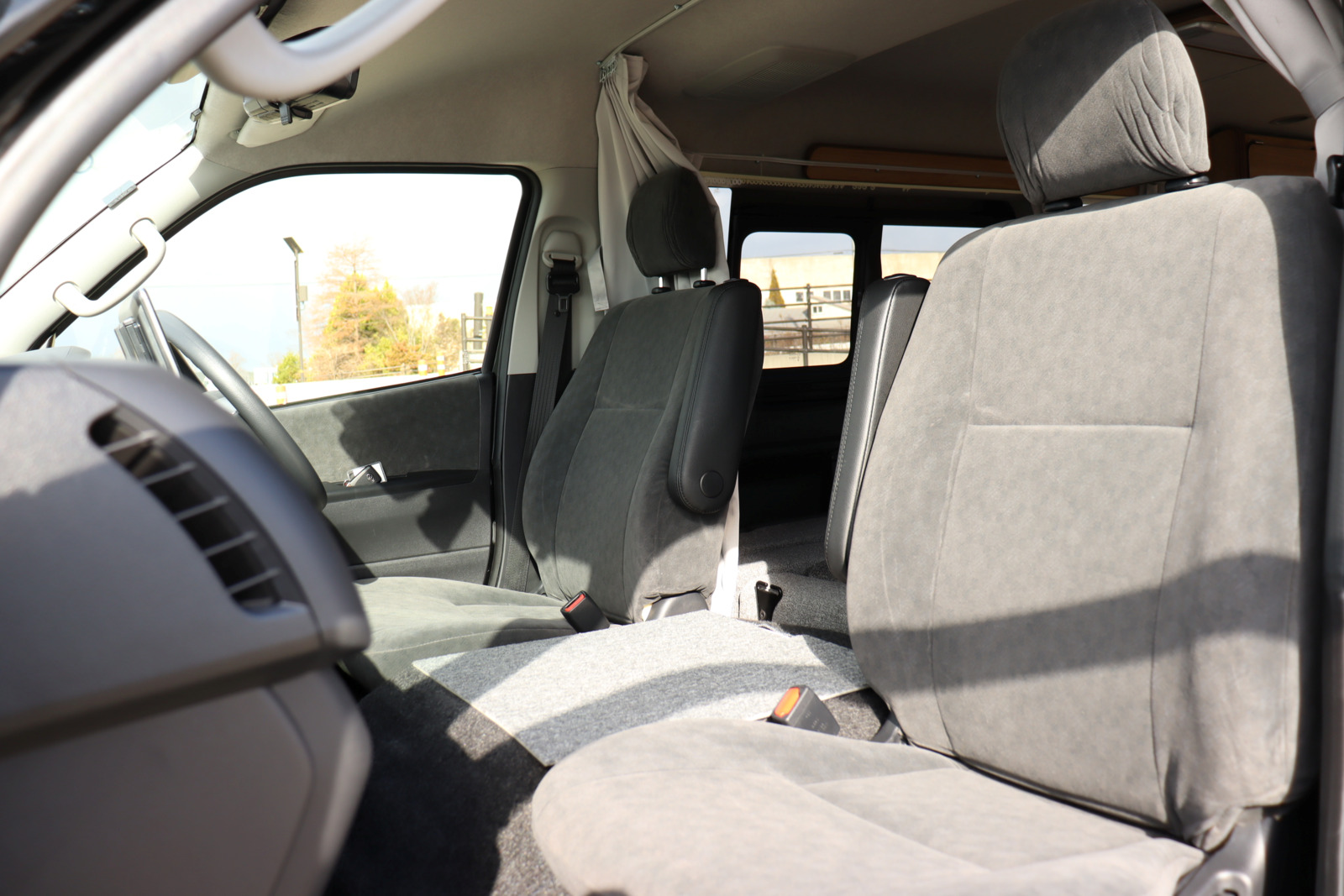 キャンピングカー バンコン ﾊｲｴｰｽ FOCS DS-F 4WD FFﾋｰﾀｰ