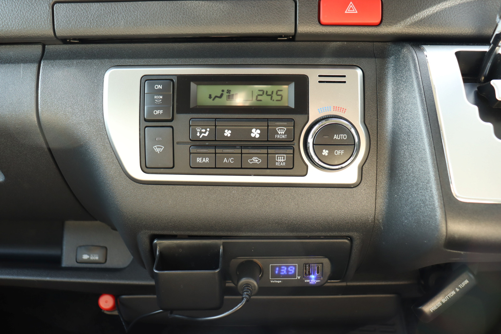 キャンピングカー バンコン ﾊｲｴｰｽ FOCS DS-F 4WD FFﾋｰﾀｰ