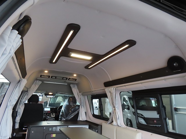 キャンピングカー バンコン ﾊｲｴｰｽ FOCS DSｺﾝﾊﾟｸﾄ　FFﾋｰﾀｰ