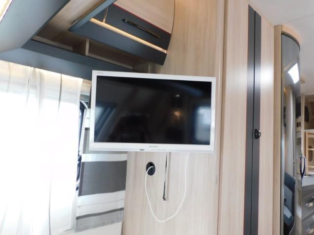キャンピングカー トレーラー ﾎﾋﾞｰ 490KMF 要牽引免許 家庭用AC