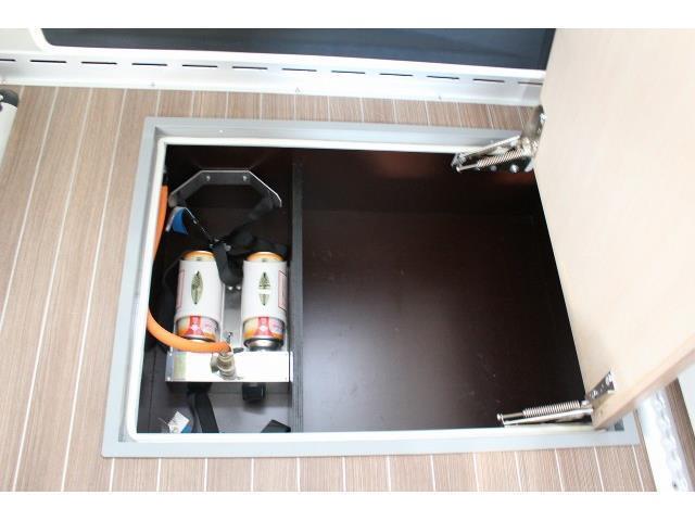 キャンピングカー バスコン ﾃﾞｭｶﾄ ﾃﾞｽﾚﾌ ｴｳﾞｧﾝｽﾎﾟｰﾂI560D