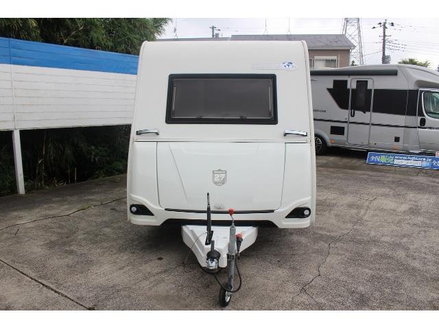 キャンピングカー トレーラー ﾄﾘｶﾞﾉ ｴﾒﾛｰﾄﾞ406V  牽引免許不要