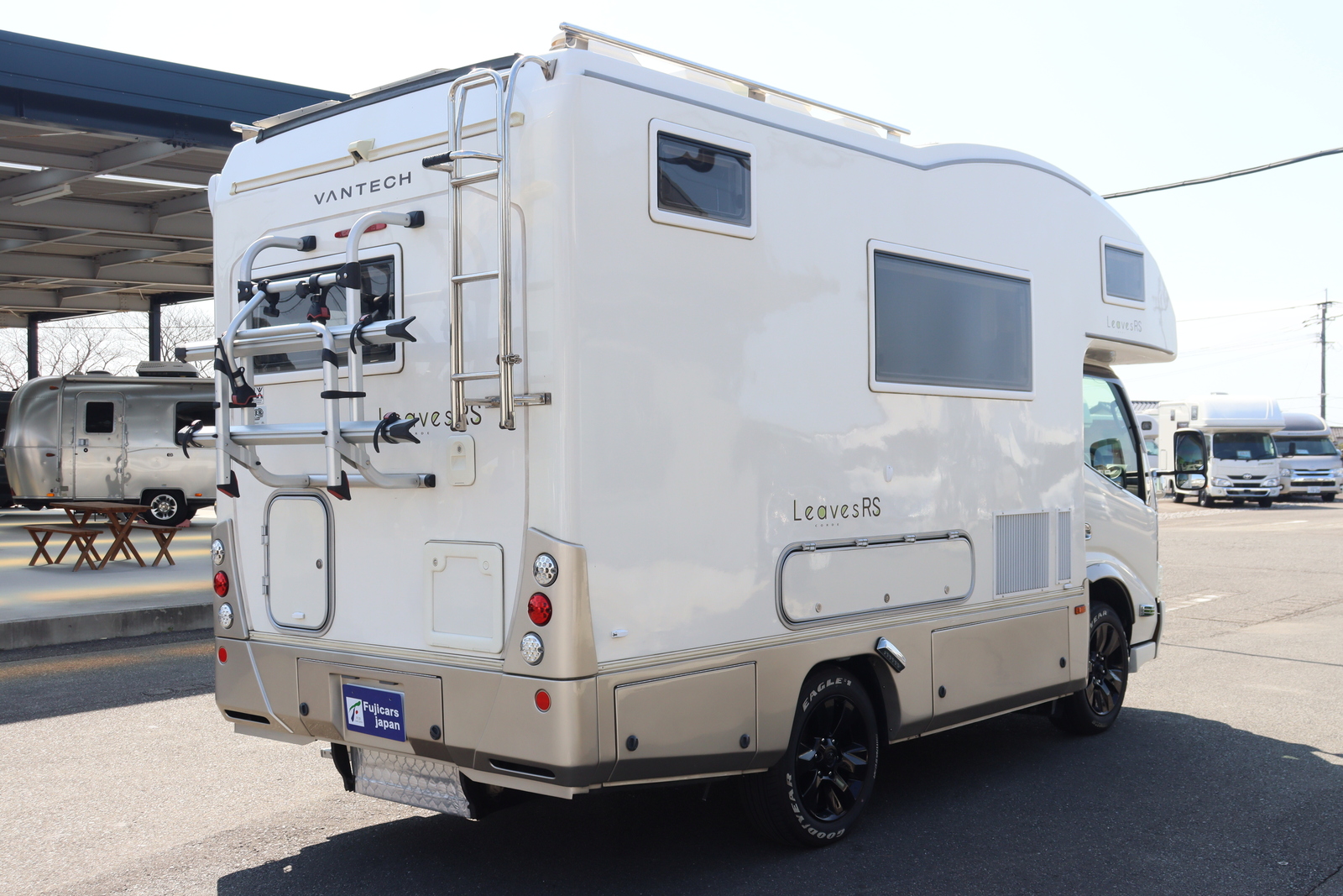 キャンピングカー キャブコン ｶﾑﾛｰﾄﾞ ﾊﾞﾝﾃｯｸ ｺﾙﾄﾞﾘｰﾌﾞｽ 4WD