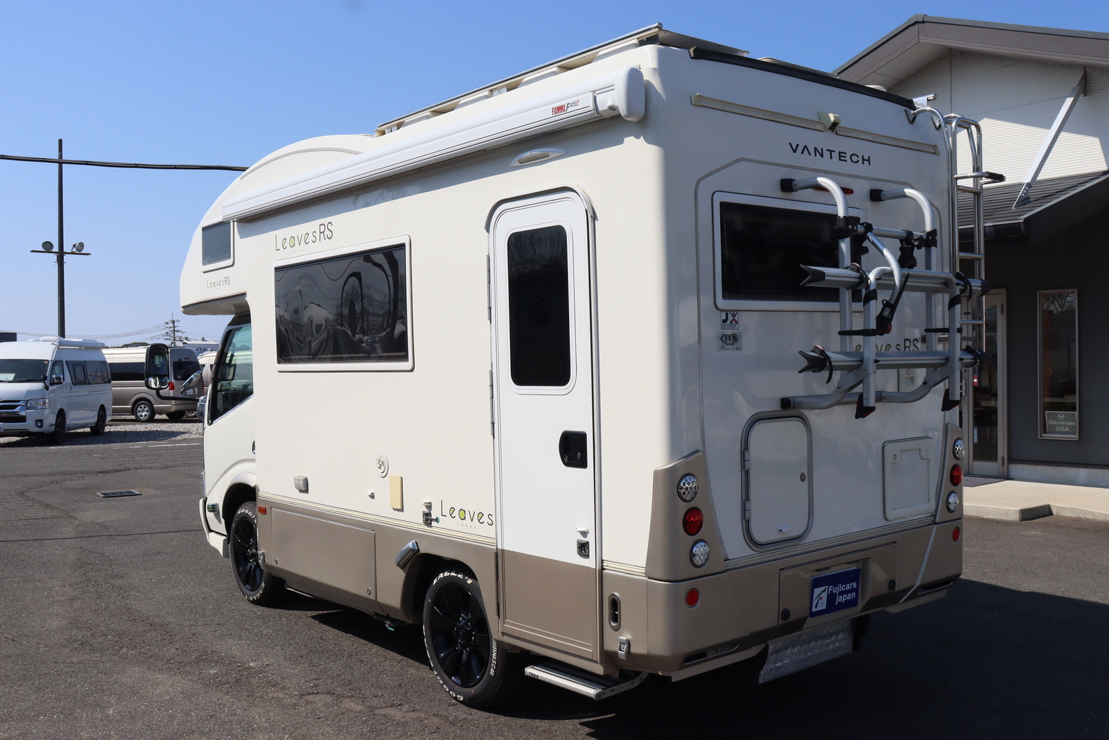 キャンピングカー キャブコン ｶﾑﾛｰﾄﾞ ﾊﾞﾝﾃｯｸ ｺﾙﾄﾞﾘｰﾌﾞｽ 4WD