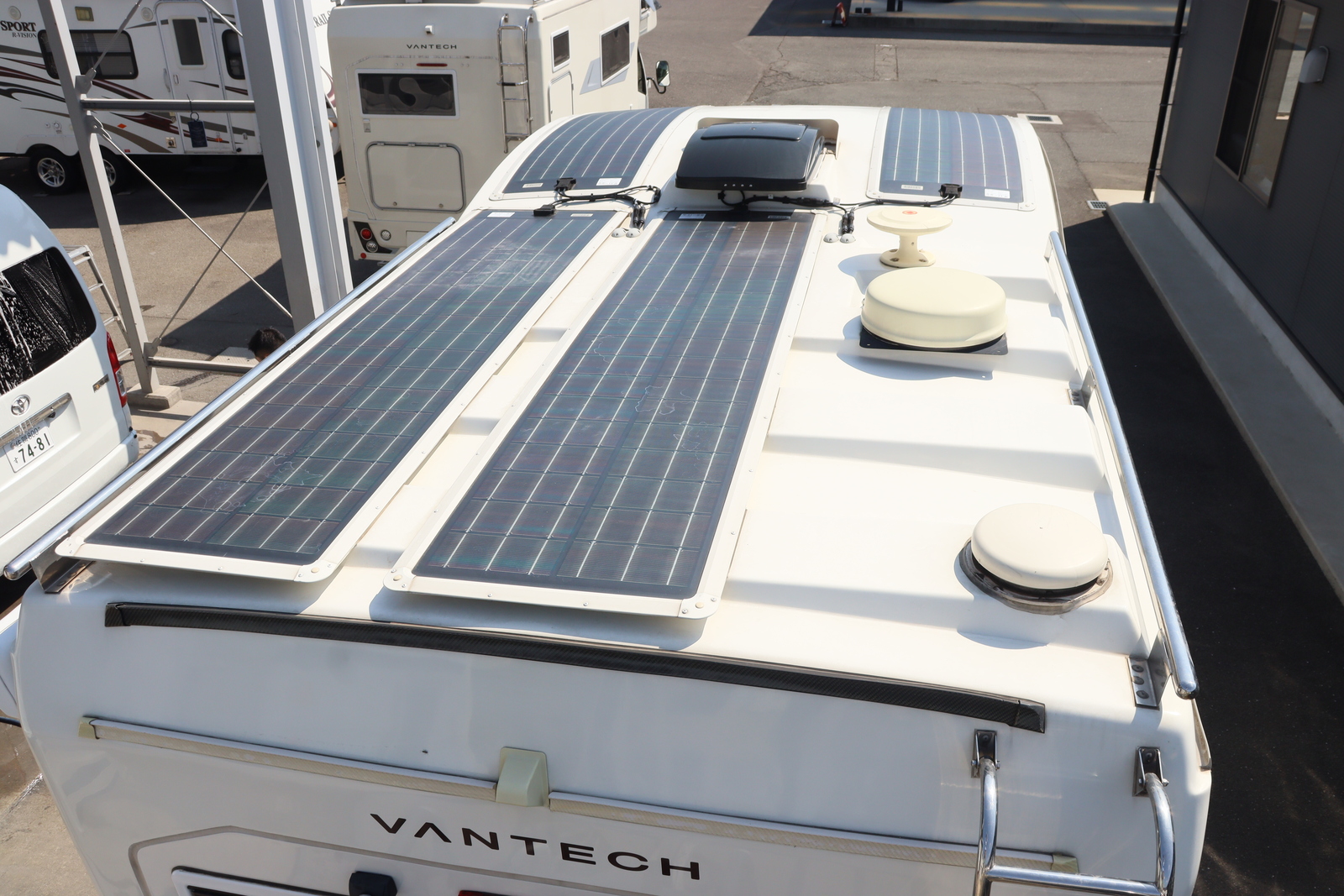 キャンピングカー キャブコン ｶﾑﾛｰﾄﾞ ﾊﾞﾝﾃｯｸ ｺﾙﾄﾞﾘｰﾌﾞｽ 4WD