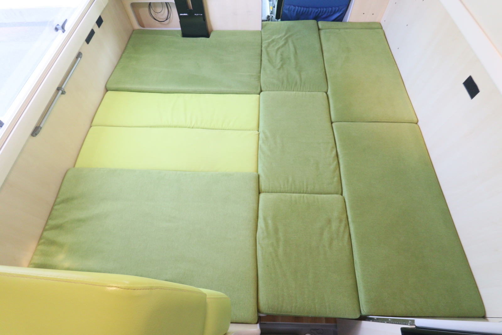 キャンピングカー キャブコン ｶﾑﾛｰﾄﾞ ﾊﾞﾝﾃｯｸ ｺﾙﾄﾞﾘｰﾌﾞｽ 4WD