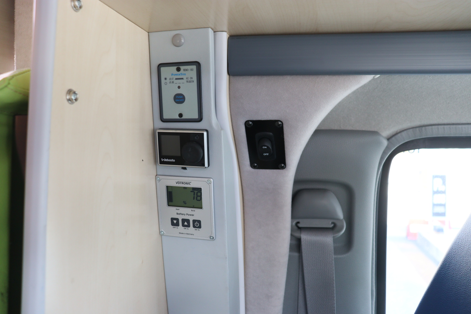 キャンピングカー キャブコン ｶﾑﾛｰﾄﾞ ﾊﾞﾝﾃｯｸ ｺﾙﾄﾞﾘｰﾌﾞｽ 4WD