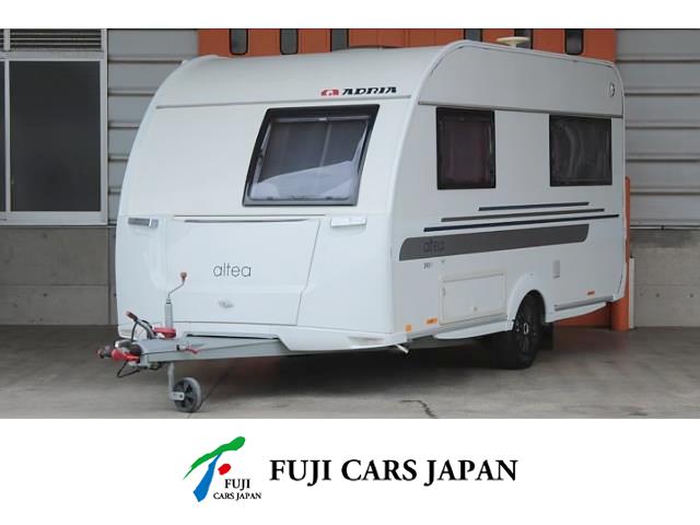 キャンピングカー トレーラー アドリア アルティア392PH 家庭用エアコン
