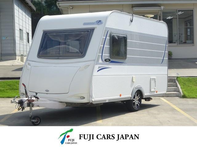 キャンピングカー トレーラー トリガノ エメロード376 FF暖房 ソーラー 温水 