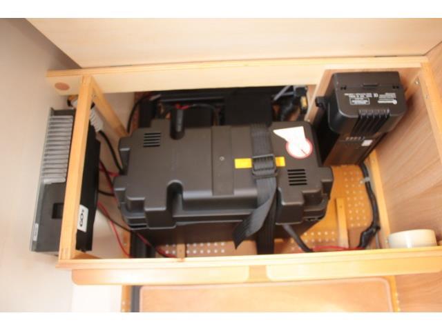 キャンピングカー トレーラー ﾄﾘｶﾞﾉ ｴﾒﾛｰﾄﾞ376 ｳｨﾝﾄﾞｴｱｺﾝ FF