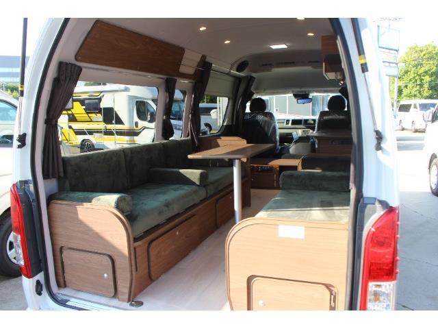 キャンピングカー バンコン ﾊｲｴｰｽFOCS ｼｴｽﾀ 8型新車 新車即納可能