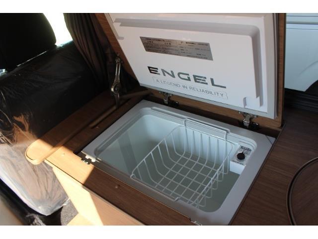 キャンピングカー バンコン ﾊｲｴｰｽFOCS ｼｴｽﾀ 8型新車 新車即納可能