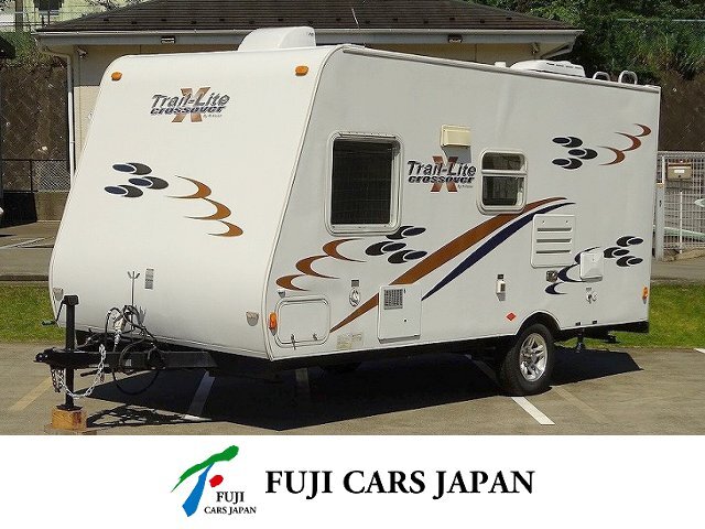 キャンピングカー トレーラー Rビジョン トレイルライト クロスオーバー