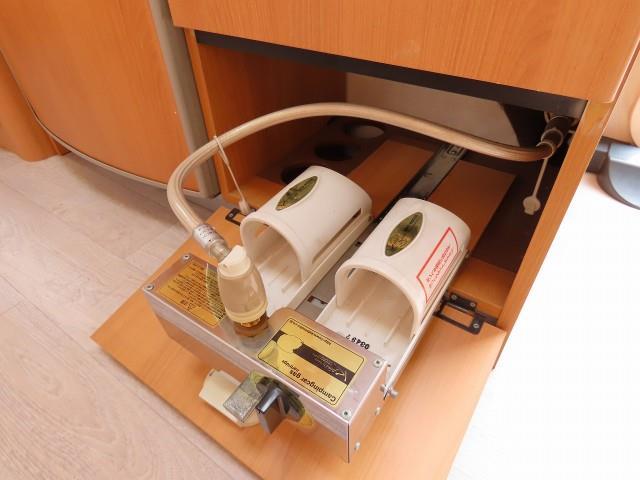 キャンピングカー トレーラー ﾄﾘｶﾞﾉ ｴﾒﾛｰﾄﾞ376Vｴﾃﾞｨｼｮﾝ