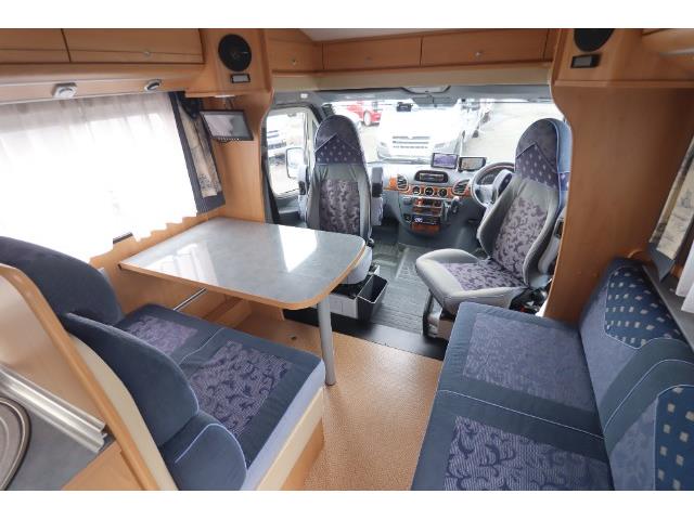 キャンピングカー キャブコン ﾍﾞﾝﾂ ﾊﾞｰｽﾄﾅｰ T-STAR680 発電機