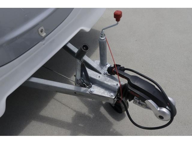 キャンピングカー トレーラー ｴｰｽｷｬﾗﾊﾞﾝｽﾞ ｴｰｽﾜﾝ 330ﾙｰﾑ 新車即納