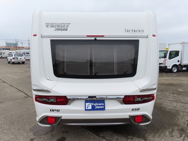 キャンピングカー トレーラー ﾌｪﾝﾄｷｬﾗﾊﾞﾝ ｵﾊﾟｰﾙ550要牽引免許 家庭用AC