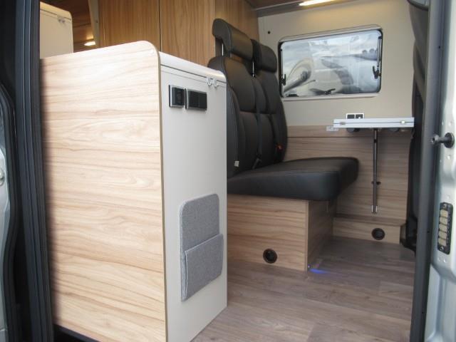 キャンピングカー バンコン ﾍﾞﾝﾂ419CDI ﾊｲﾏｰGｷｬﾆｵﾝS 4WD新車即納