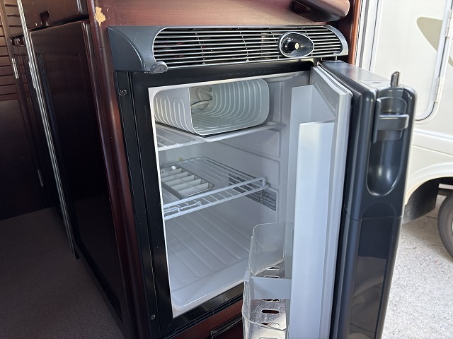 キャンピングカー キャブコン ﾎﾞﾝｺﾞ AtoZ ｱﾙﾌｧSSS FFﾋｰﾀｰ 4WD