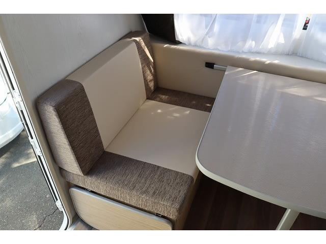 キャンピングカー トレーラー ｴｰｽｷｬﾗﾊﾞﾝ ｴｰｽ330DL 新車即納車