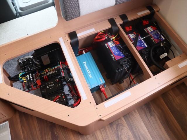 キャンピングカー キャブコン ｶﾑﾛｰﾄﾞﾌｼﾞｶｰｽﾞｼﾞｬﾊﾟﾝNovaﾀｲﾌﾟW新車