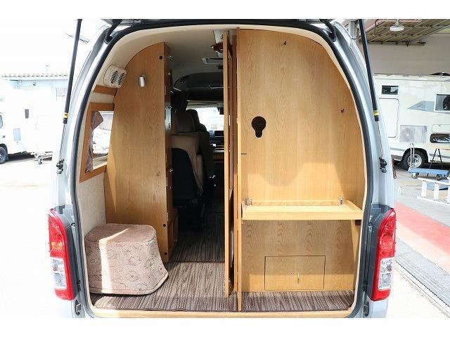 キャンピングカー バンコン  ﾊｲｴｰｽ ｶﾄｰﾓｰﾀｰﾜﾝｵﾌ 2.8DT 4WD