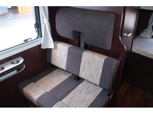 キャンピングカー キャブコン ｶﾑﾛｰﾄﾞ ﾌｧﾝﾙｰﾁｪ ｲｸﾞｱｽW 家庭用ｴｱｺﾝ