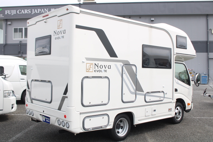 キャンピングカー キャブコン ﾌｼﾞｶｰｽﾞｼﾞｬﾊﾟﾝ Nova ﾀｲﾌﾟR 新車即納
