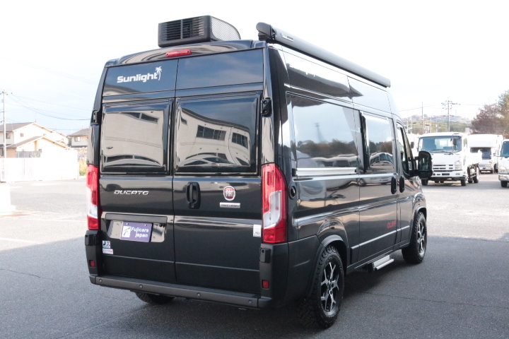 キャンピングカー バンコン ﾃﾞｭｶﾄ ｻﾝﾗｲﾄｸﾘﾌ 9AT ﾙｰﾌｴｱｺﾝ