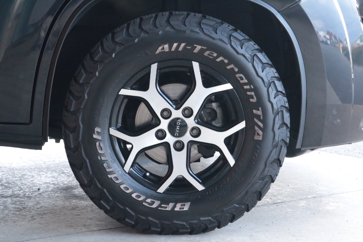 キャンピングカー バンコン ﾃﾞｭｶﾄ ｻﾝﾗｲﾄｸﾘﾌ 9AT ﾙｰﾌｴｱｺﾝ