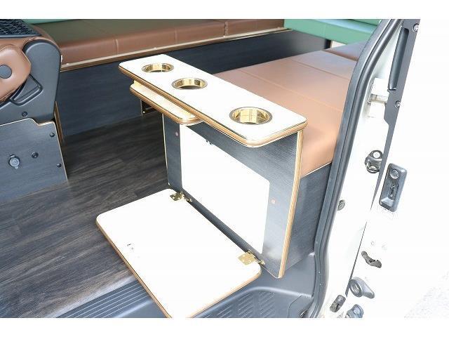 キャンピングカー バンコン ﾊｲｴｰｽ かｰいんてりあ高橋 ﾘﾗｯｸｽﾜｺﾞﾝ 1.5