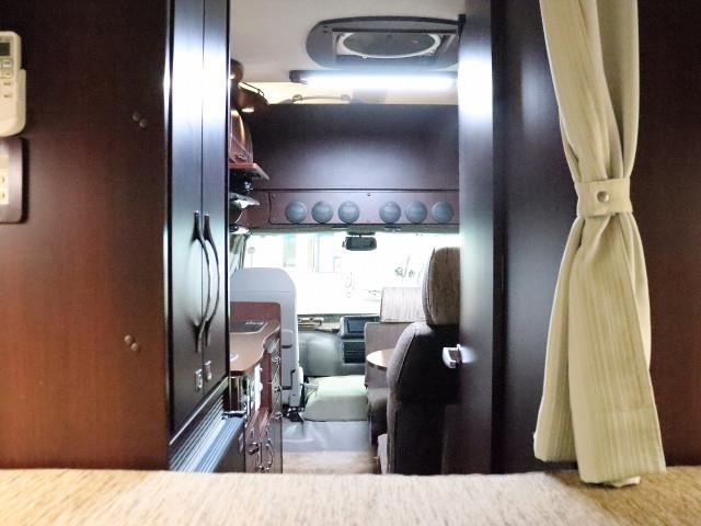 キャンピングカー バスコン ｺｰｽﾀｰ ﾅｯﾂRV ﾎﾞｰﾀﾞｰﾊﾞﾝｸｽ ｴｱｺﾝ