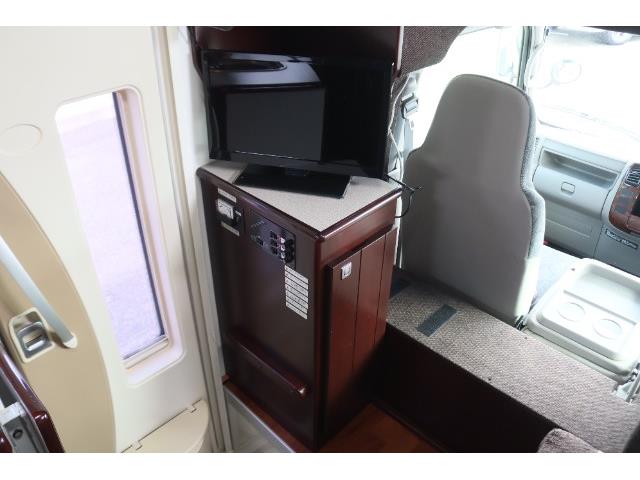 キャンピングカー キャブコン ｶﾑﾛｰﾄﾞ ﾅｯﾂRV ｸﾚｿﾝX