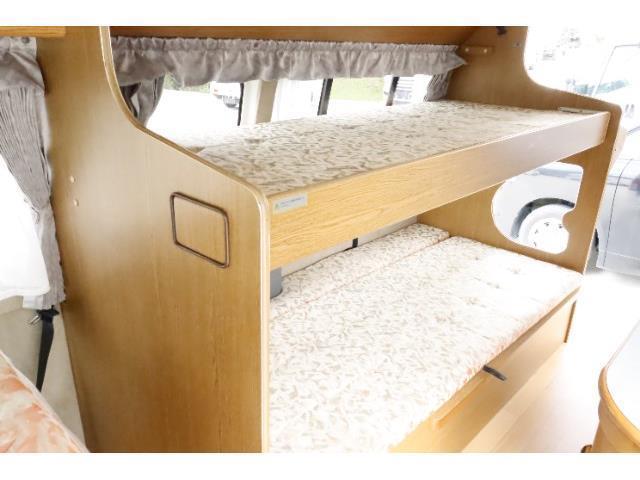 キャンピングカー バンコン ﾊｲｴｰｽ ﾚｸﾋﾞｨ ﾌｧｲﾌﾞｽﾀｰ 2段ﾍﾞｯﾄﾞ