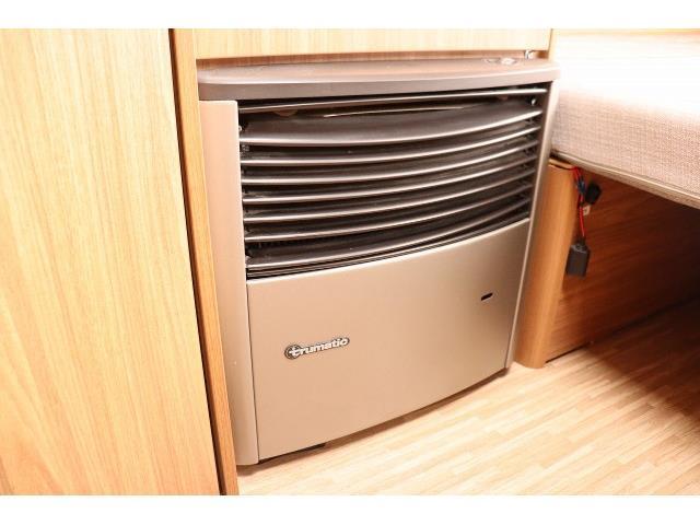 キャンピングカー トレーラー ｶﾗｰﾄﾞ 161L けん引免許不要 家庭用ｴｱｺﾝ