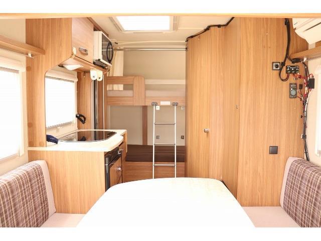 キャンピングカー トレーラー ｶﾗｰﾄﾞ 161L けん引免許不要 家庭用ｴｱｺﾝ