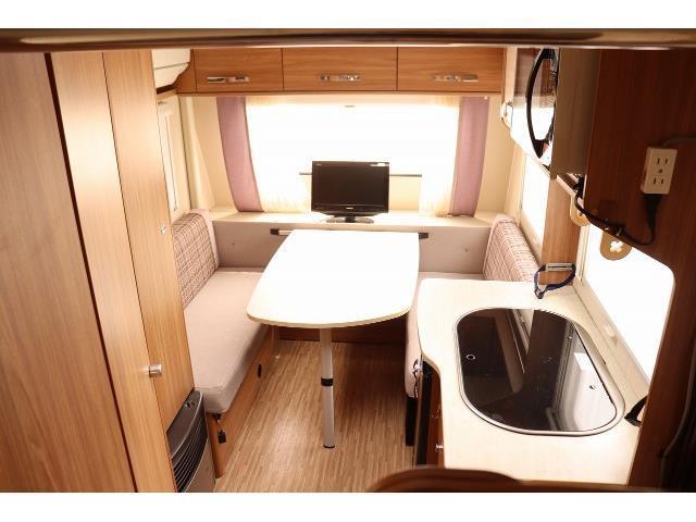 キャンピングカー トレーラー ｶﾗｰﾄﾞ 161L けん引免許不要 家庭用ｴｱｺﾝ