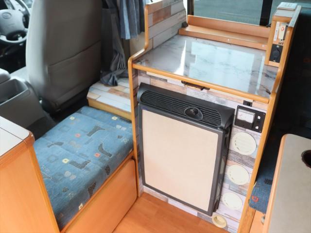 キャンピングカー バンコン ﾊｲｴｰｽ ｷｬﾝﾋﾟﾝｸﾞｶｰ広島 ﾌﾟﾚｼｬｽ β