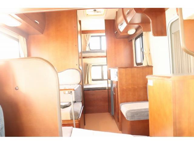 キャンピングカー キャブコン ｶﾑﾛｰﾄﾞ 東和ﾓｰﾀｰｽ ｳﾞｫｰﾝR2B 2段ﾍﾞｯﾄ