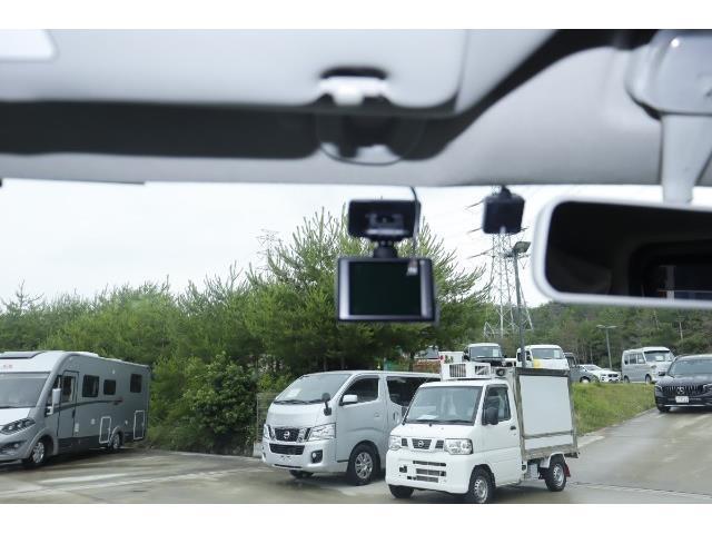 キャンピングカー 軽キャンパー ｴﾌﾞﾘｲ ｵｰﾄﾜﾝ 給電くん ｿｰﾗｰ 4WD