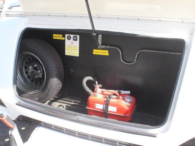 キャンピングカー トレーラー ﾄﾘｶﾞﾉ ｴﾒﾛｰﾄﾞ406V 窓AC FF 牽引免許不要