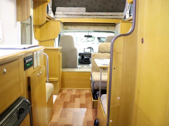 キャンピングカー キャブコン ｶﾑﾛｰﾄﾞ ﾅｯﾂRV ｸﾚｿﾝ 4WD FF