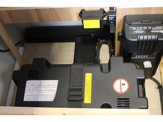 キャンピングカー トレーラー ﾄﾘｶﾞﾉ ｴﾒﾛｰﾄﾞ376V けん引免許不要