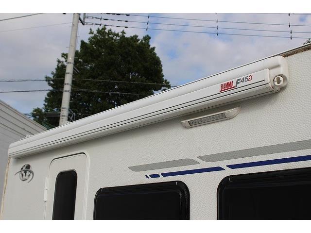 キャンピングカー トレーラー ﾄﾘｶﾞﾉ ｴﾒﾛｰﾄﾞ376V けん引免許不要