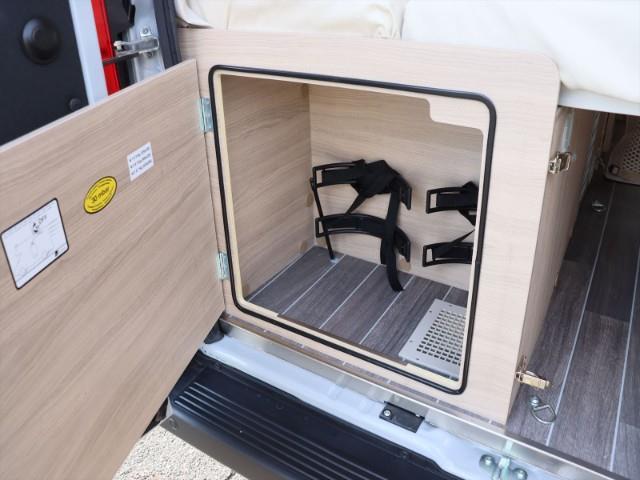 キャンピングカー バンコン ﾃﾞｭｶﾄ ﾛｰﾗｰﾁｰﾑ ﾘﾋﾞﾝｸﾞｽﾄｰﾝKJ 新車