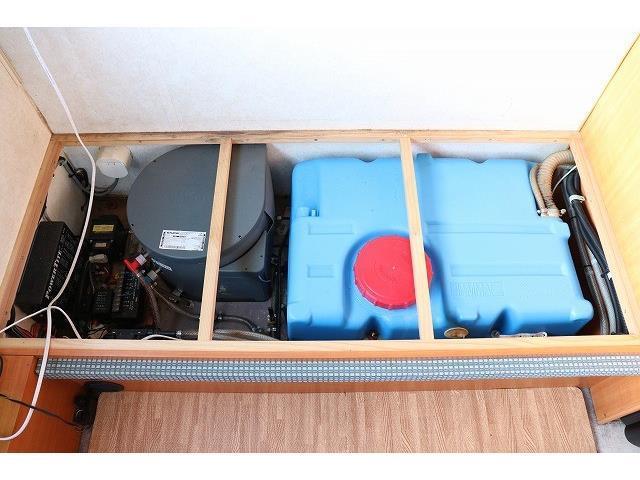 キャンピングカー トレーラー ﾌｧｰｽﾄｶｽﾀﾑ ｱﾃｨｯｸ けん引免許不要ﾓﾃﾞﾙ