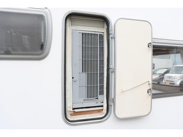 キャンピングカー トレーラー ﾌｧｰｽﾄｶｽﾀﾑ ｱﾃｨｯｸ けん引免許不要ﾓﾃﾞﾙ